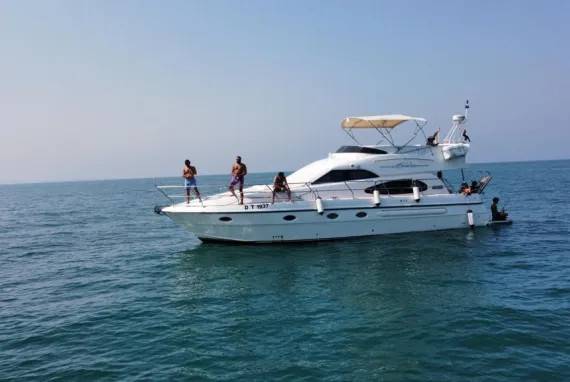 Yacht-Rental-Marine-Dubai