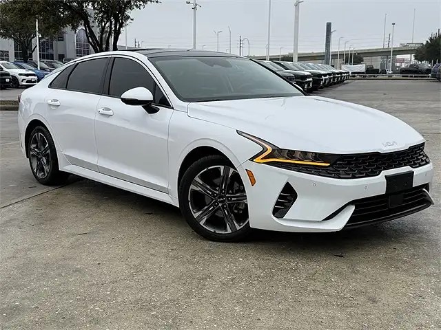 2022 Kia K5